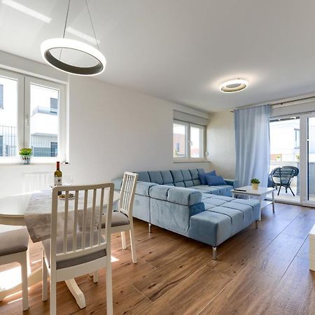 Moderan kondominij + terasa Zadar Buitenkant foto
