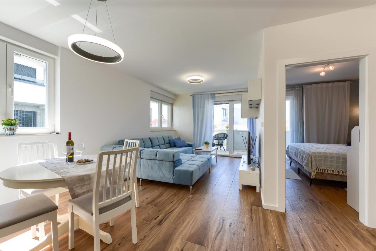 Moderan kondominij + terasa Zadar Buitenkant foto